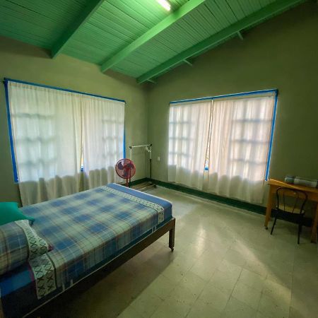 Hostal Juan Lindo ซานเปโดร ซูลา ภายนอก รูปภาพ